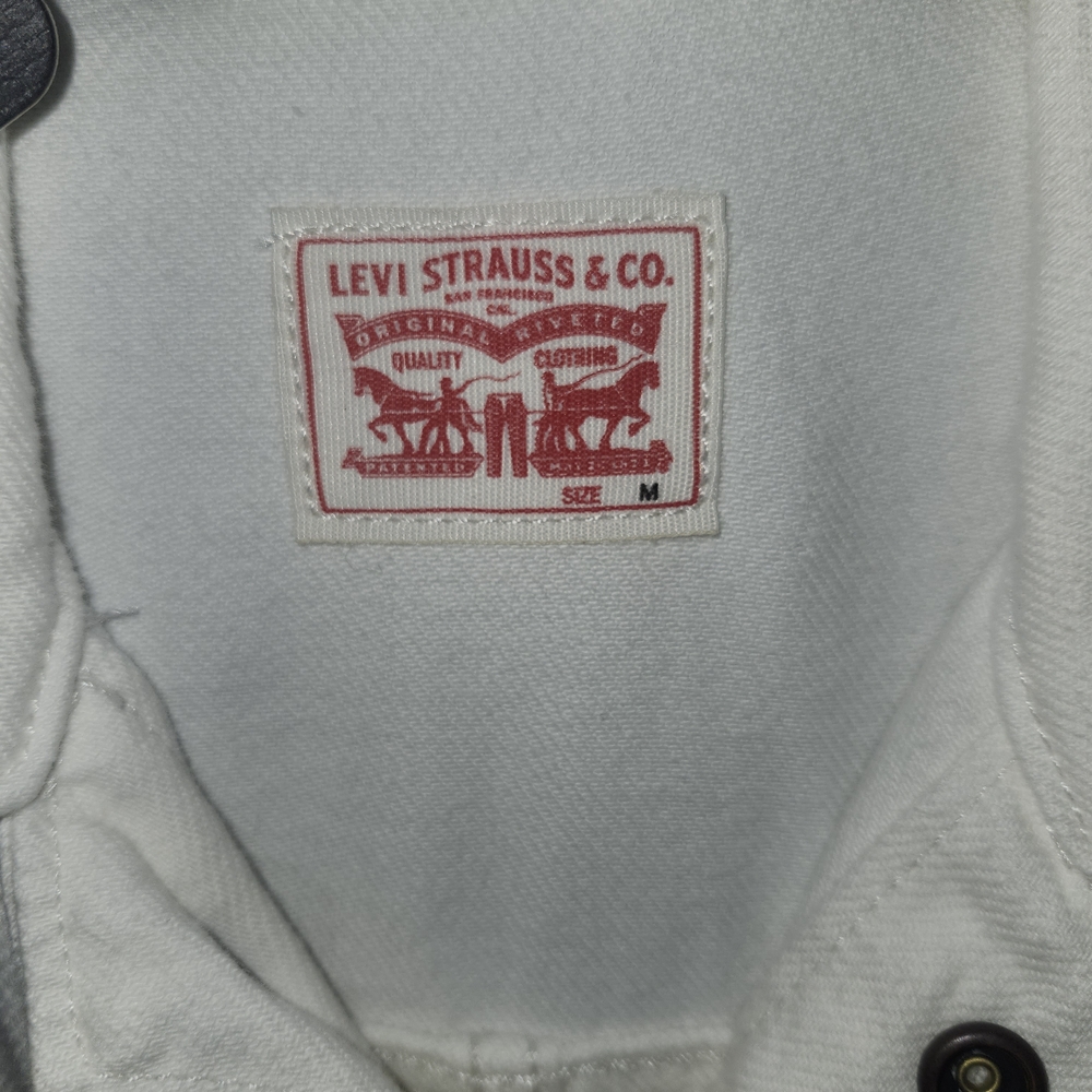 Levi's Off-White Short-Sleeve Button Front Jumpsuit - Picture 6 of 6